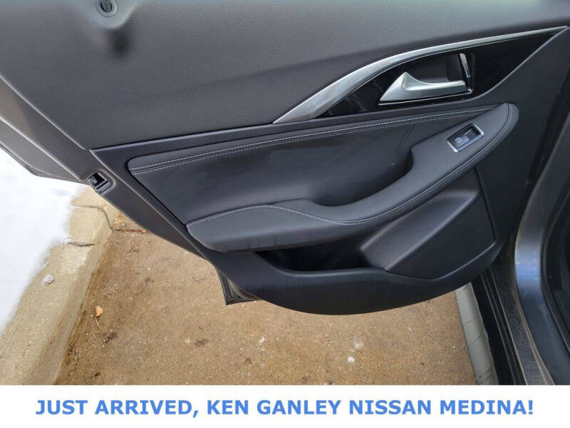 2018 Infiniti QX30 Premium