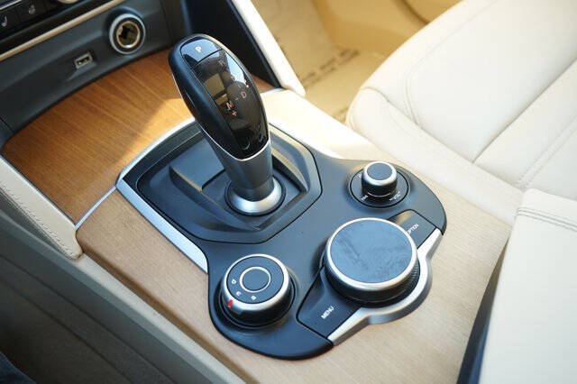 2018 Alfa Romeo Stelvio Ti Lusso