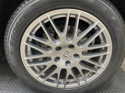 2012 Porsche Cayenne Tiptronic