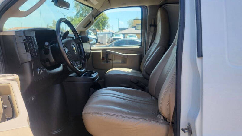 2020 Chevrolet Express 2500