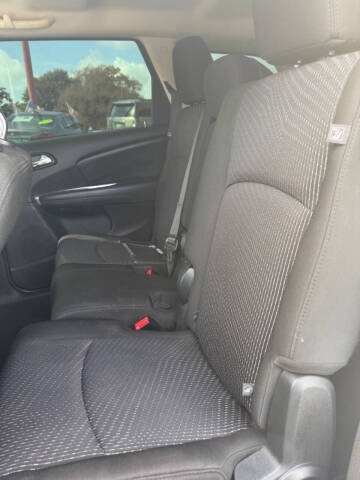 2020 Dodge Journey SE Value