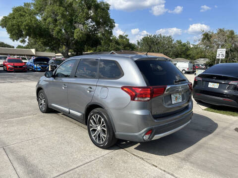 2016 Mitsubishi Outlander ES