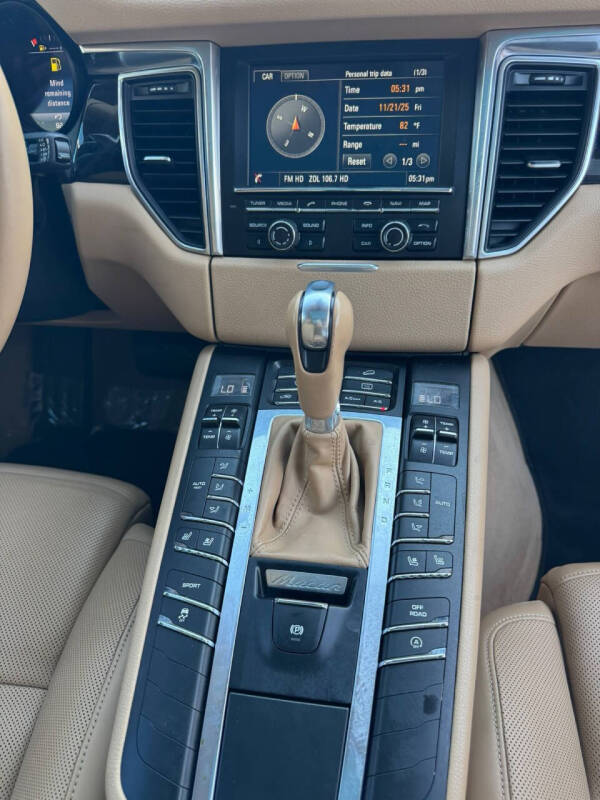 2016 Porsche Macan S