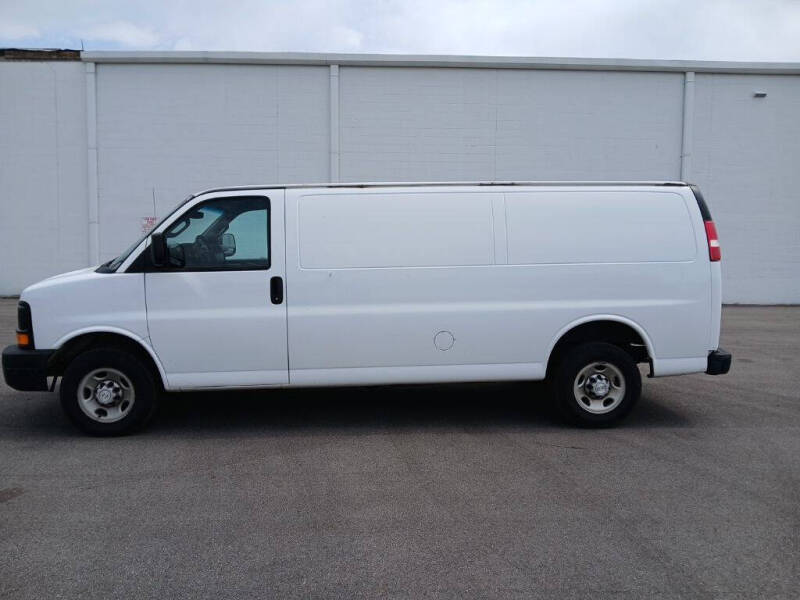2017 Chevrolet Express 2500