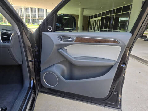 2016 Audi Q5 2.0T quattro Premium Plus