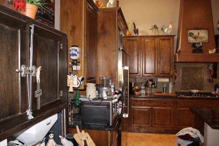 1985 custom home 3600 ft