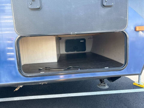 2019 Winnebago Micro Minnie