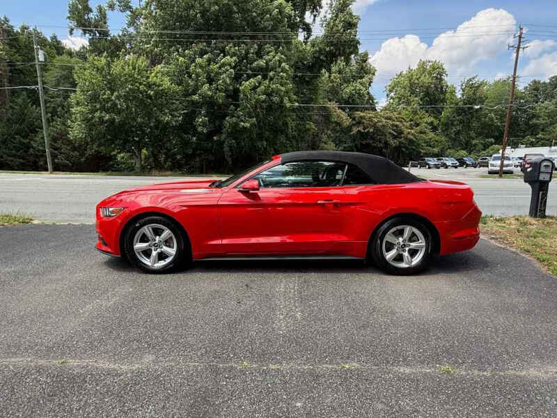 2015 Ford Mustang V6