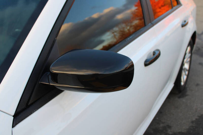 2017 Chrysler 300 Limited