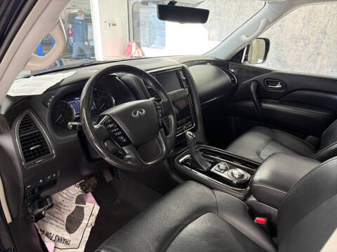 2021 Infiniti QX80 Luxe