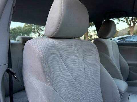 2011 Toyota Camry LE