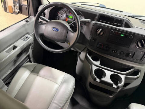 2014 Ford E-Series E-250