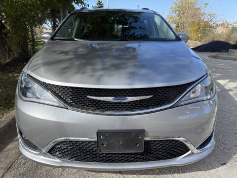 2018 Chrysler Pacifica Touring L Plus