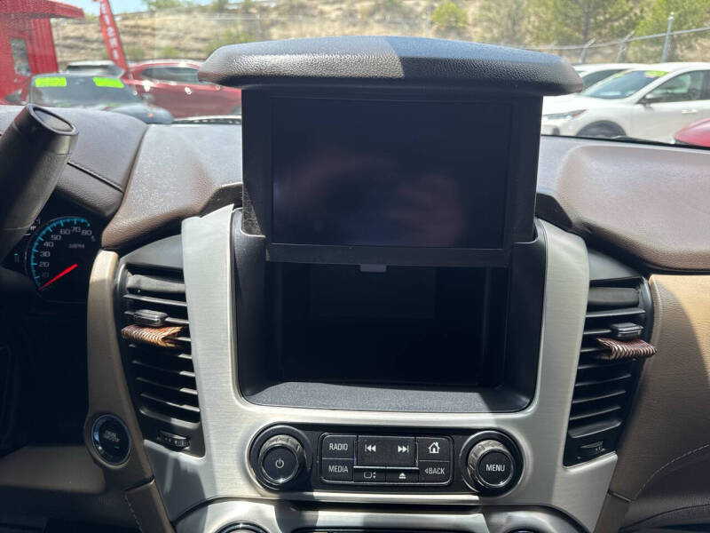 2017 GMC Yukon XL SLT
