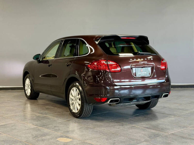 2014 Porsche Cayenne Platinum