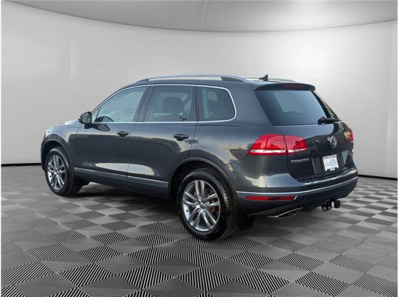 2015 Volkswagen Touareg TDI Lux