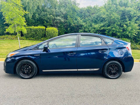 2015 Toyota Prius Two