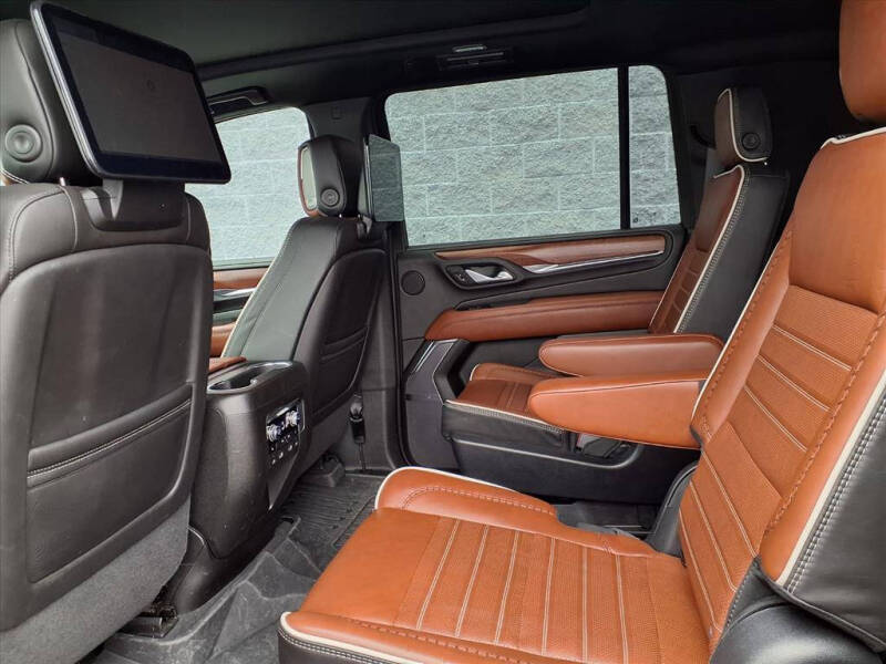 2023 GMC Yukon XL Denali Ultimate