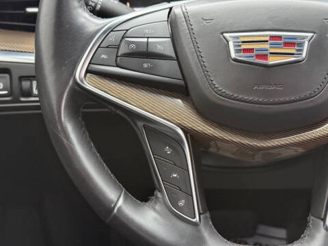 2018 Cadillac XT5 Platinum