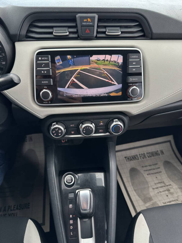 2021 Nissan Versa SV