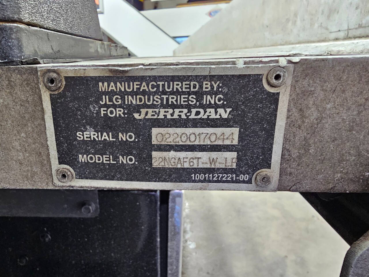 2019 Hino 258 12