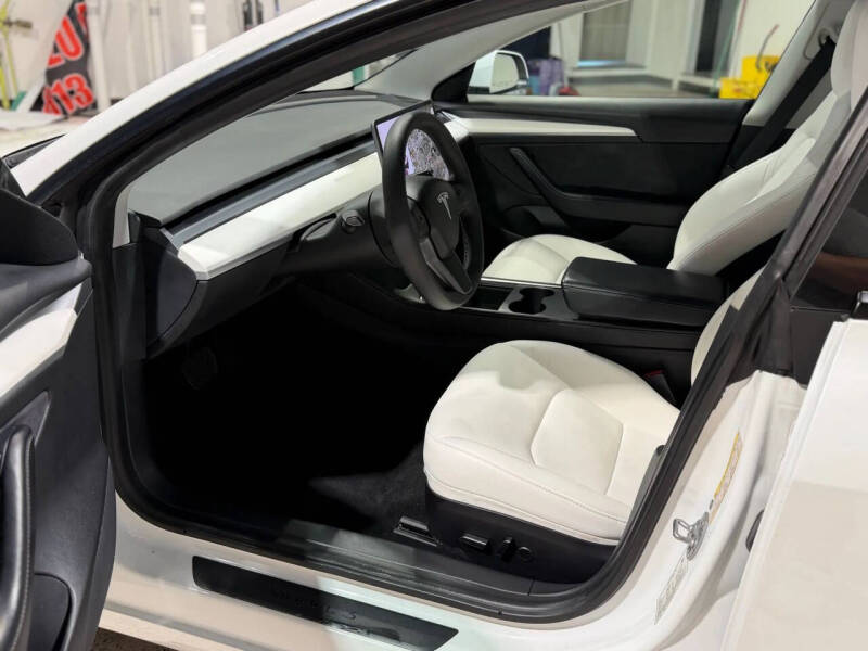 2021 Tesla Model 3 Standard Range Plus