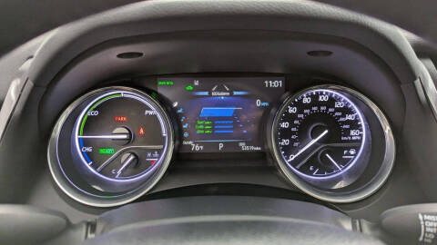 2020 Toyota Camry Hybrid XLE