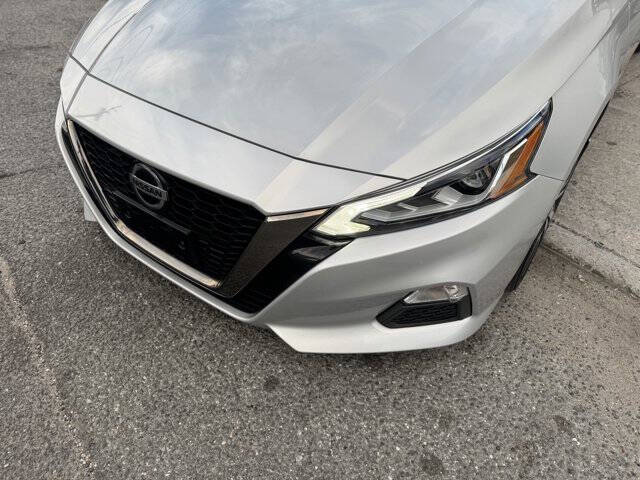 2021 Nissan Altima 2.5 SR