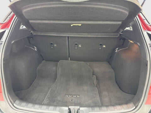 2018 Nissan Kicks SR