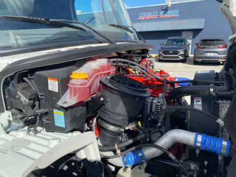 2022 Freightliner M2 106