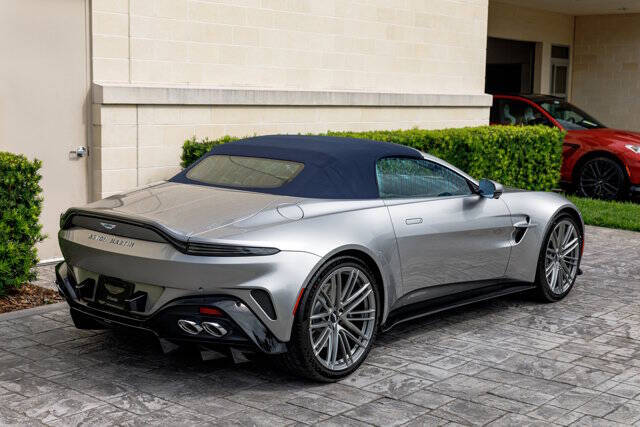 2026 Aston Martin Vantage Roadster