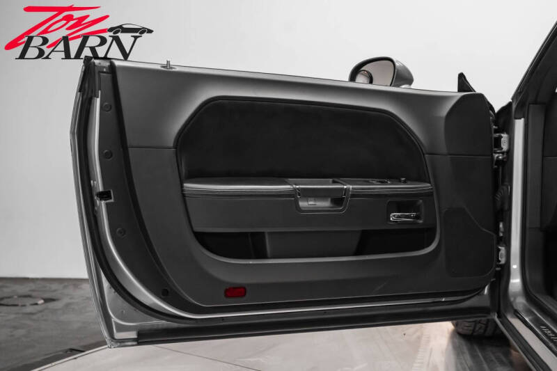 2011 Dodge Challenger SRT8 392