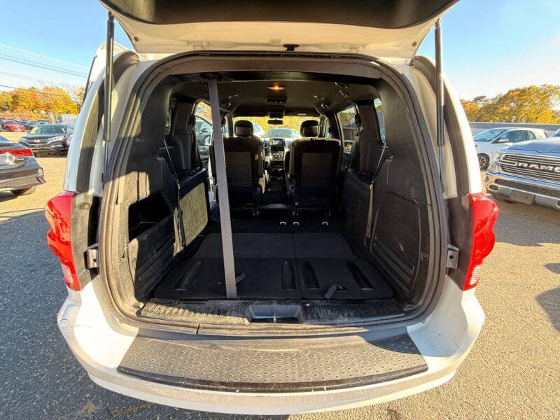 2016 Dodge Grand Caravan SE