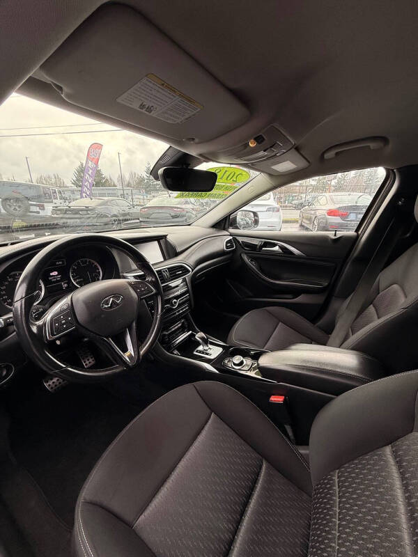 2018 Infiniti QX30