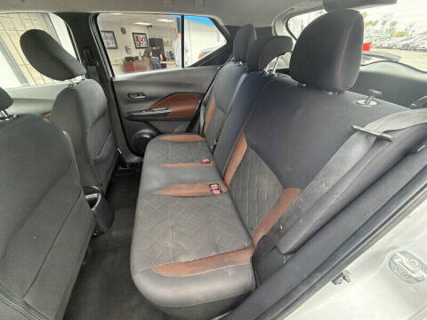 2018 Nissan Kicks SR