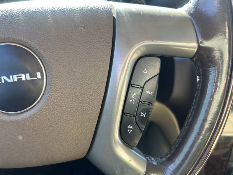 2013 GMC Yukon XL Denali