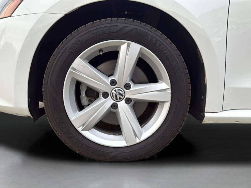 2013 Volkswagen Passat