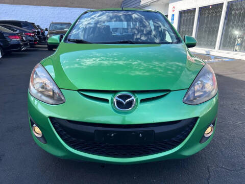2013 Mazda MAZDA2 Touring