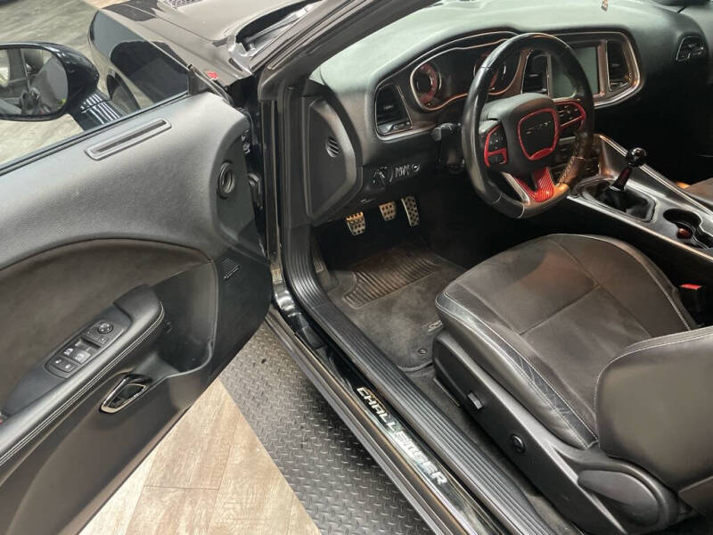 2015 Dodge Challenger SRT Hellcat