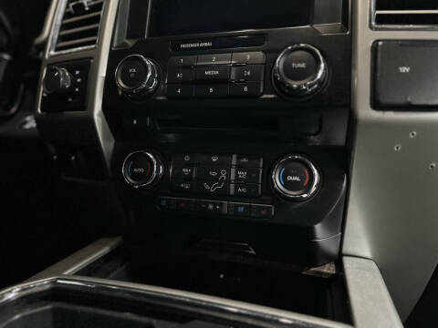 2017 Ford F-250 Super Duty Lariat