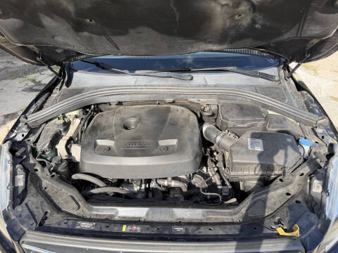 2017 Volvo XC60 T5 Dynamic