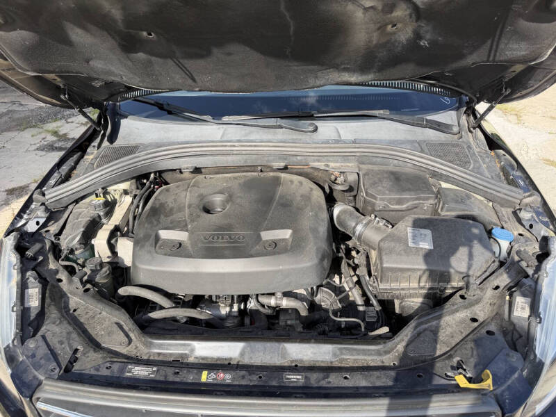 2017 Volvo XC60 T5 Dynamic