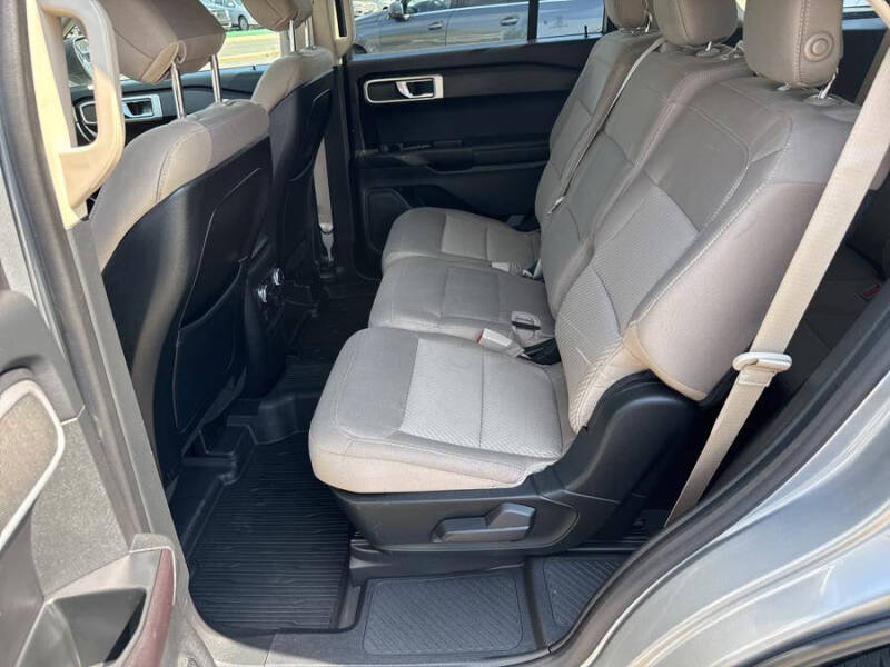 2020 Ford Explorer