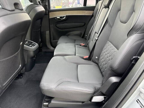 2025 Volvo XC90 B6 Plus Bright Theme 7P