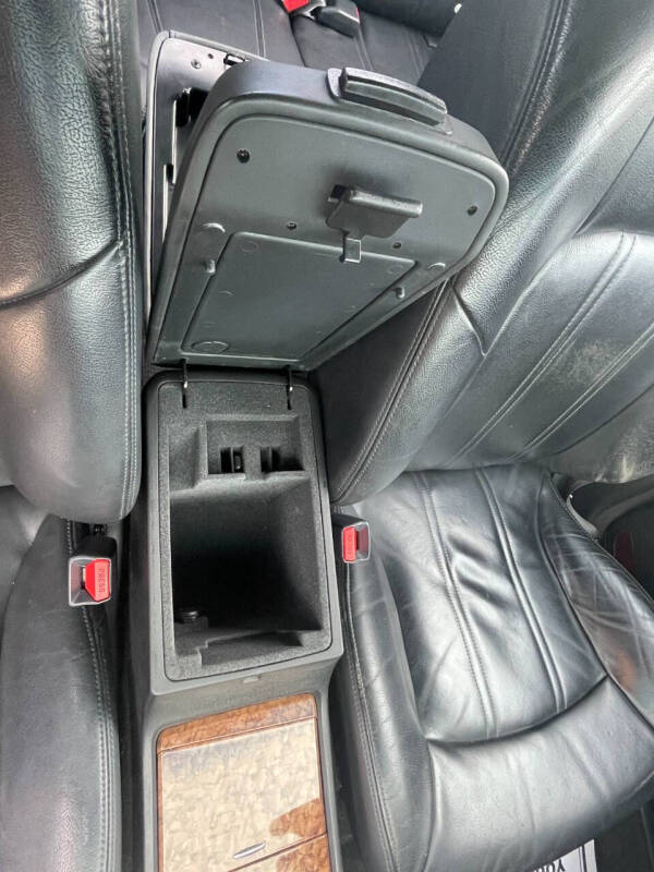 2004 Hyundai XG350 L