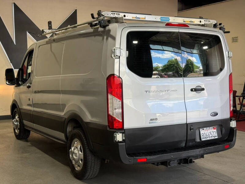 2020 Ford Transit