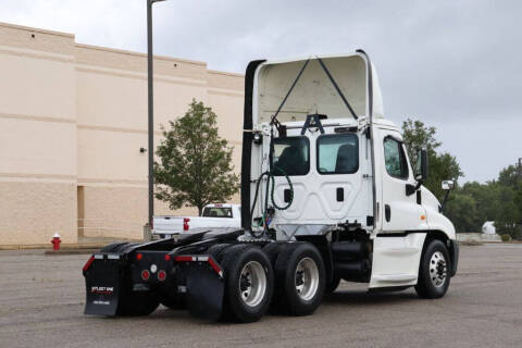 2014 Freightliner Cascadia
