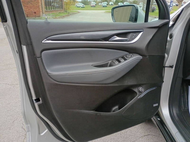 2022 Buick Enclave Essence