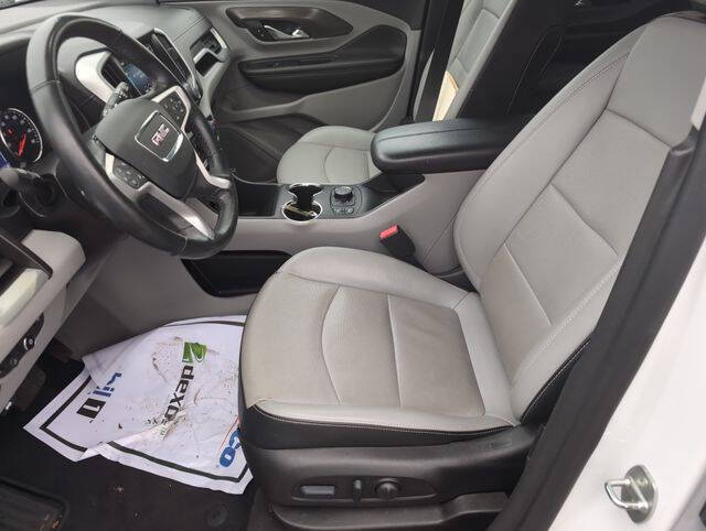 2023 GMC Terrain SLT