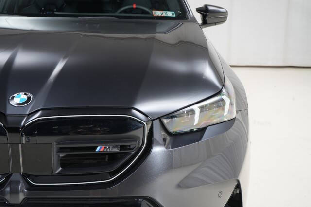2025 BMW M5
